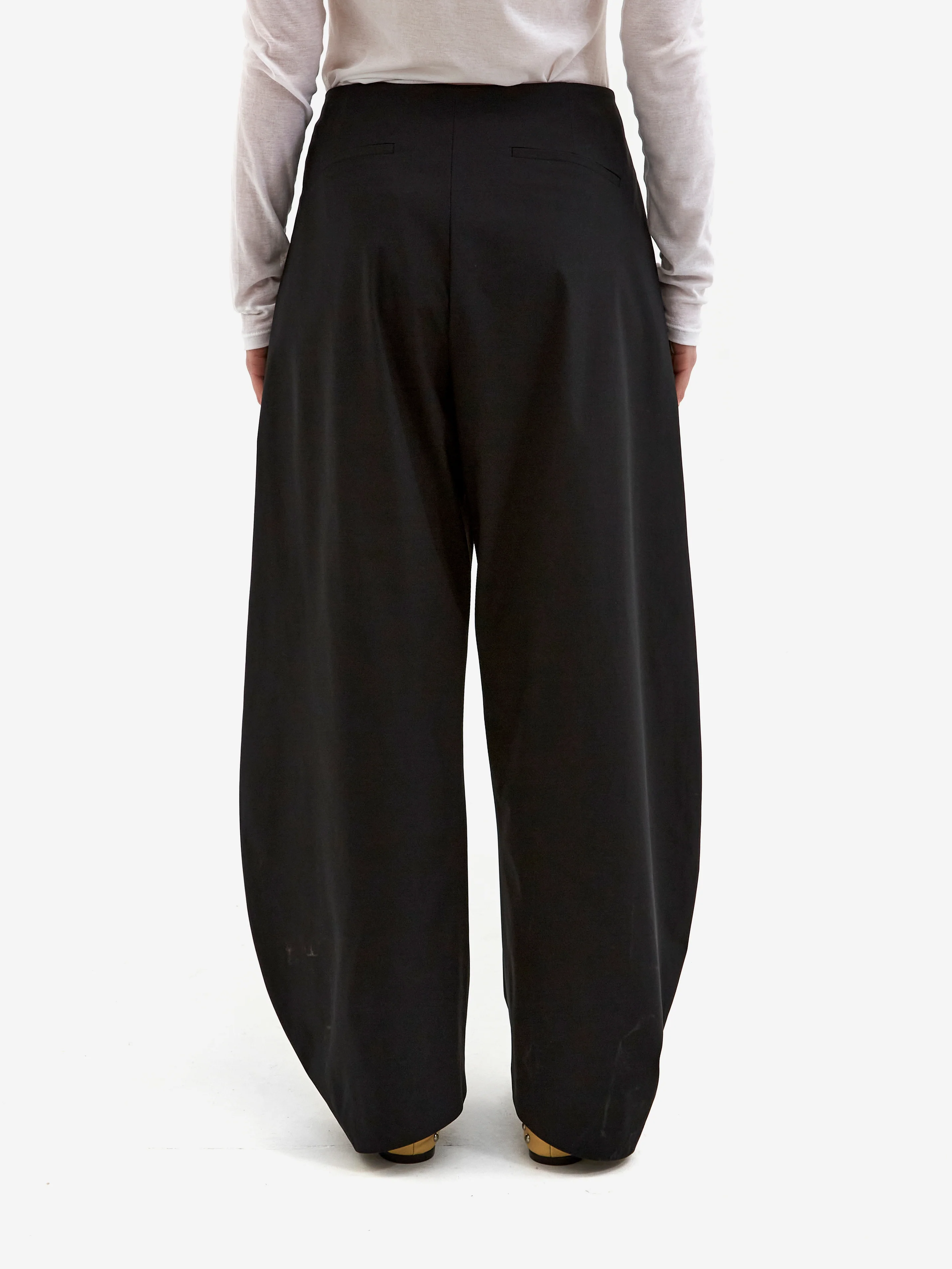 AMOMENTO Curved Silhouette Pants - Black - Image 3