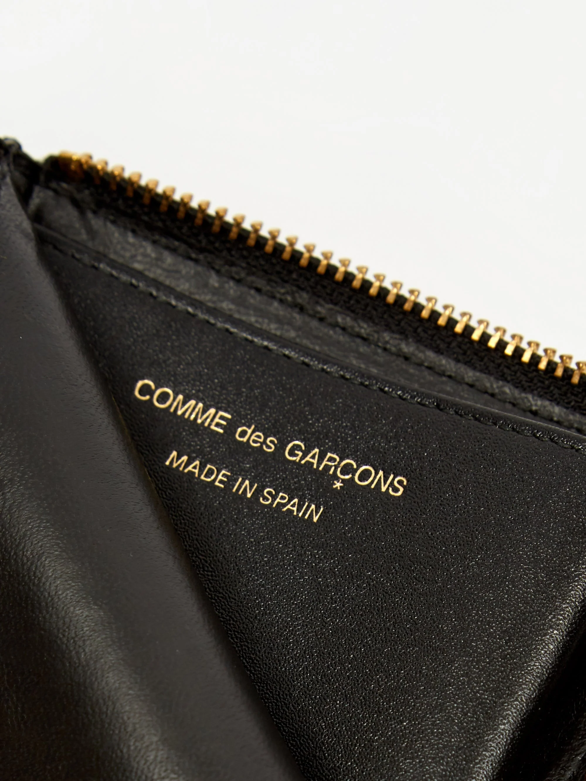 Comme des Garcons Wallets Huge Logo -(SA3100HL) Black - Image 4